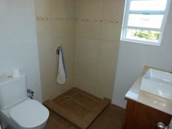 Moderna y cómoda casa en alquiler, ideal para descansar en sus vacaciones.